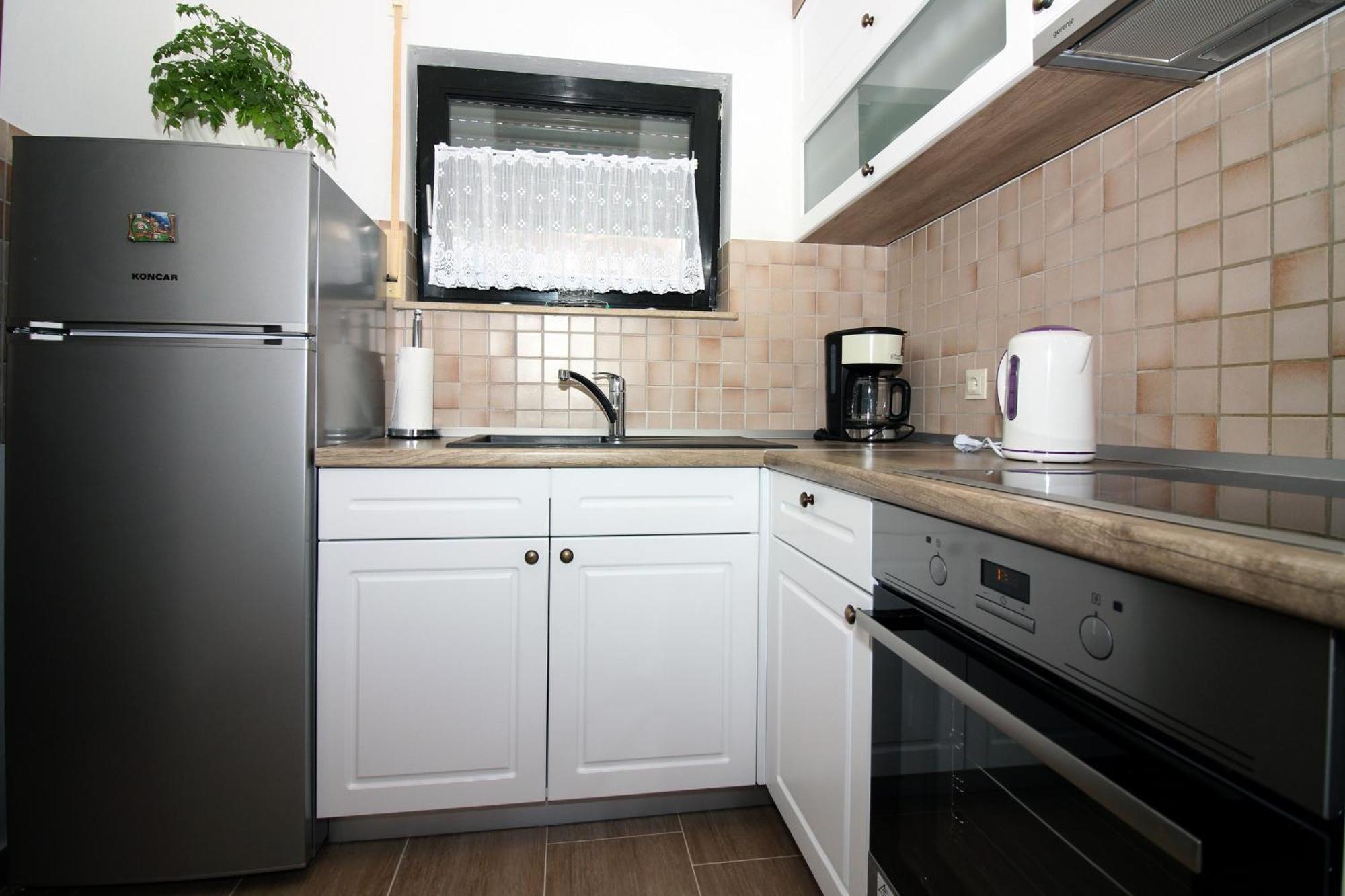 Apartmani Amado/Lozic Zadar Rum bild
