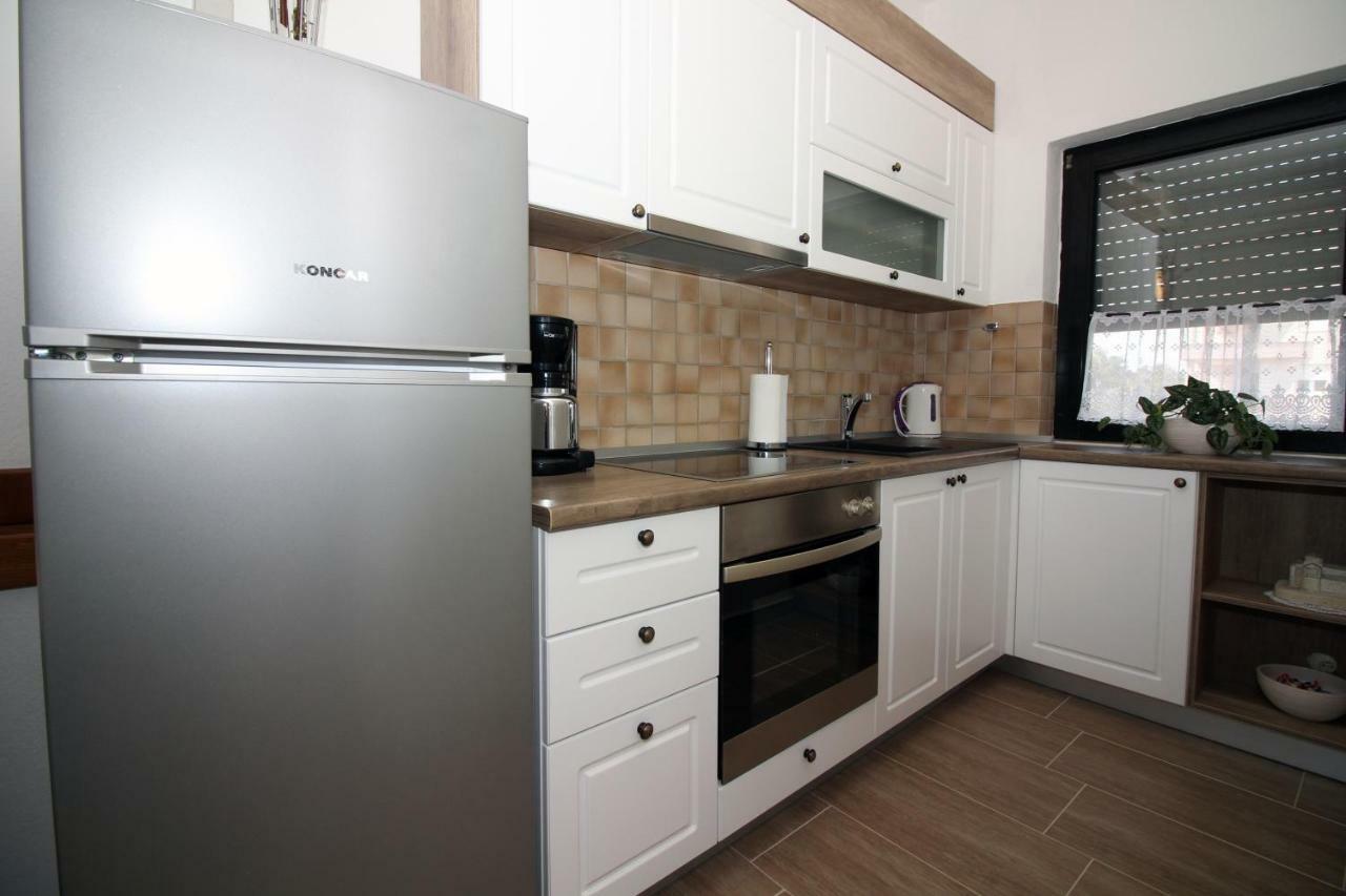 Apartmani Amado/Lozic Zadar Exteriör bild