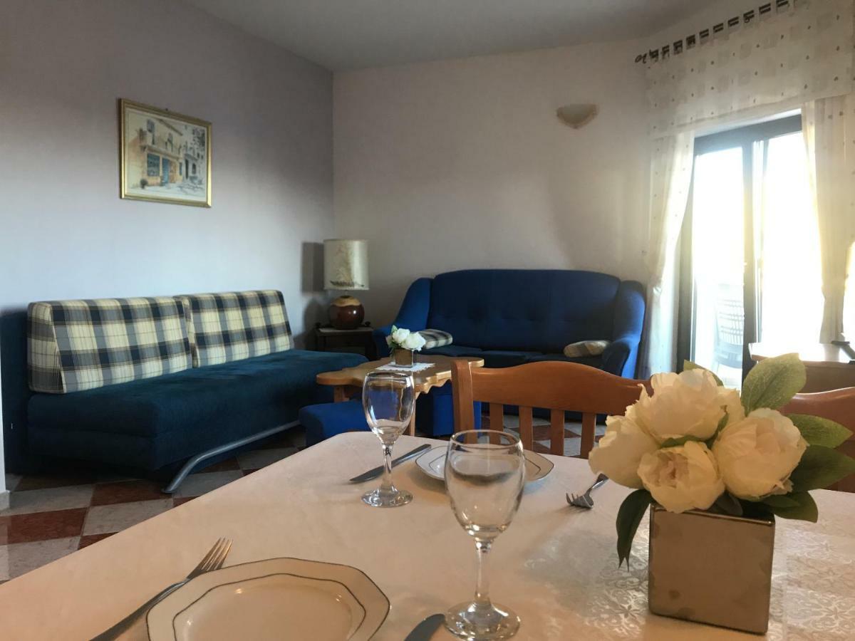 Apartmani Amado/Lozic Zadar Exteriör bild